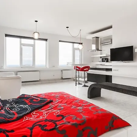 New In Arcadia,sea View Apartment